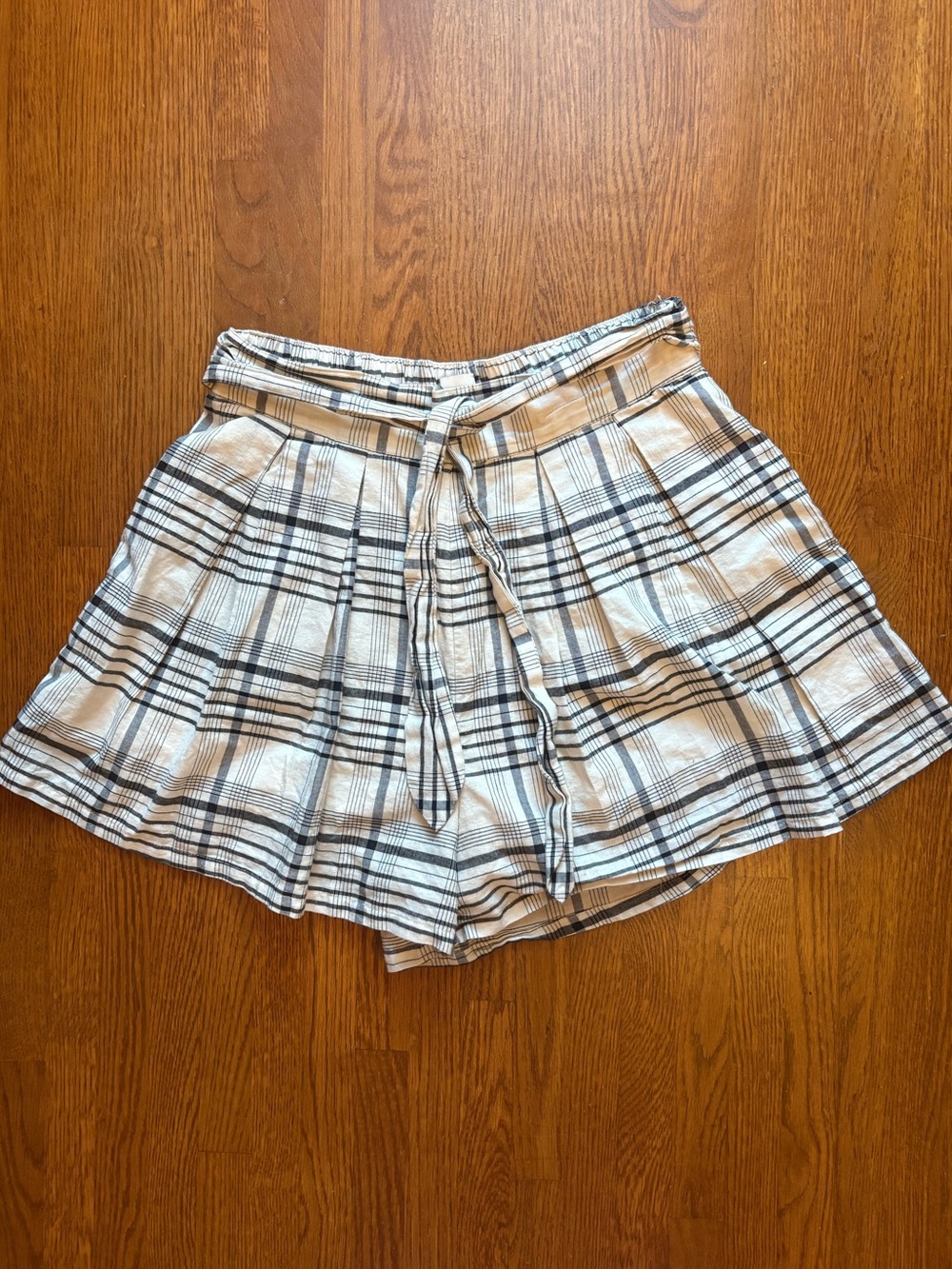 Blousy Plaid Shorts with Tie Waist